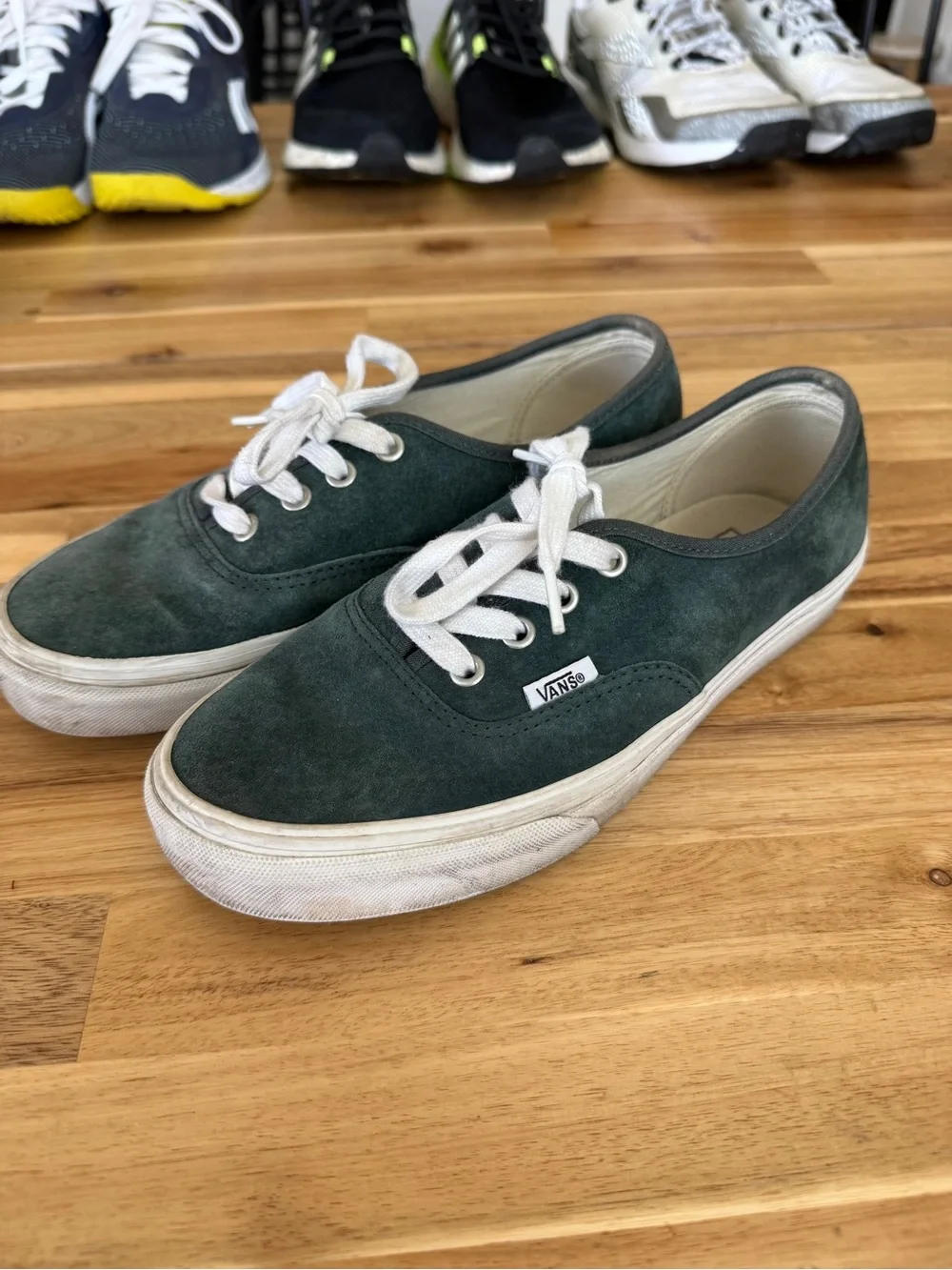 Vans Classic Low-Top Sneakers in Dark Green